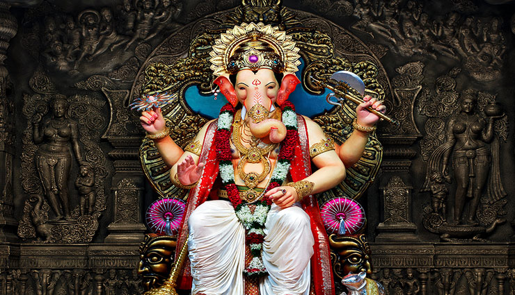 Ganesh Chaturthi 2018 : 'लालबाग चा राजा' 2017 गणेशोत्सव Day 3 आरती, वीडियो
