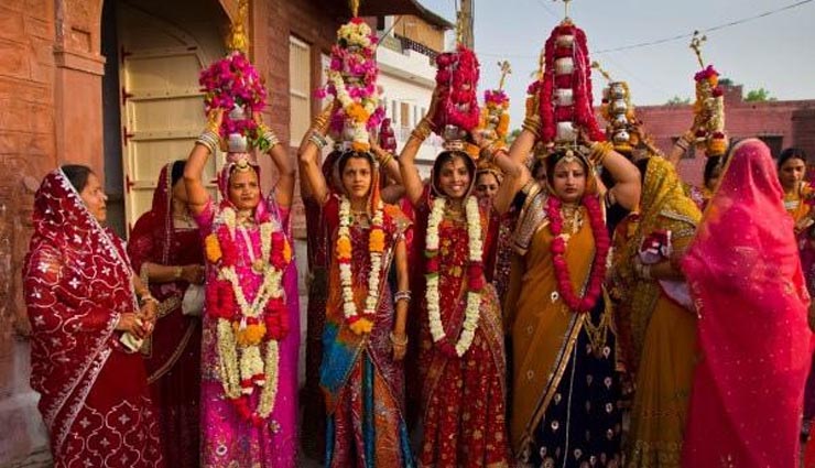 teej,karva chauth,vat purnima,onam,gangaur,raksha bandhan,krishna janmaashtami,ganesh chaturthi,navratri,vijayadashami,10 most celebrated festivals of india