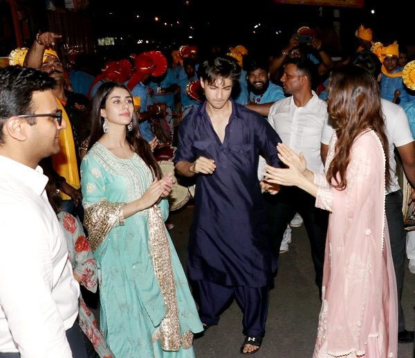 अर्पिता और आयुष के घर से विदा हुए गणपति बप्पा, सोहेल और यूलिया वंतूर समेत ये लोग आए नजर, तस्वीरे ganesh chaturthi 2018,Salman Khan,arpita khan,aayush sharma,ganpati bappa,ganesh puja