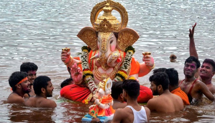 18 dead across Maharashtra During Ganpati immersions