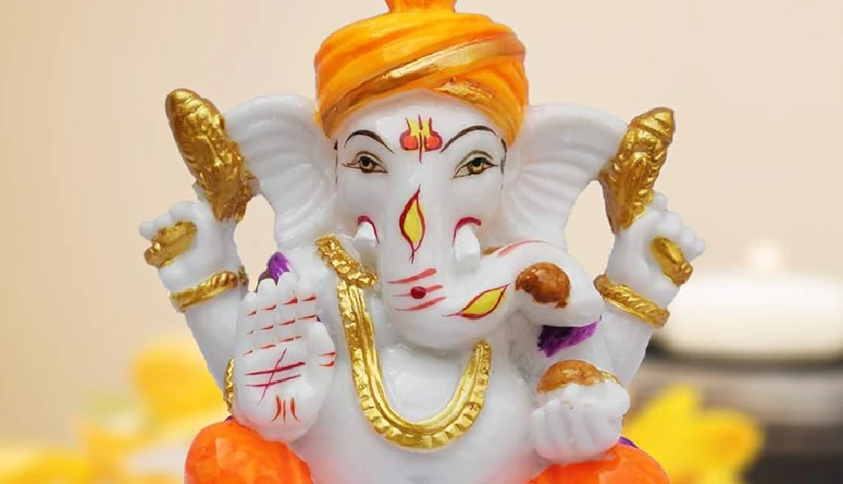 Ganesh Chaturthi 2025: गणेश चतुर्थी पर घर में गणपति मूर्ति लाने का शुभ मुहूर्त और दिशा