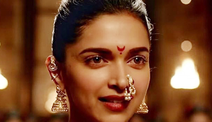 bindi design according to face,bindi style for oval face,bindi for big forehead,vertical bindi design,v shape face bindi design,bindi design on face,bindi for round face,beauty tips in hindi