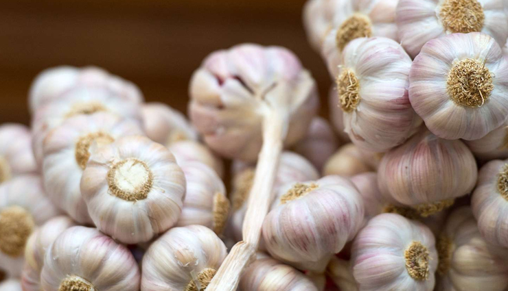 14 Serious Side Effects of Garlic
