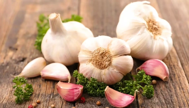 lung health tips,effects of air pollution on lungs,how to protect lungs,foods for healthy lungs,lung detox diet,breathing problems pollution,asthma and pollution,copd prevention,natural lung cleanse,respiratory health foods,who air pollution data,lung congestion relief