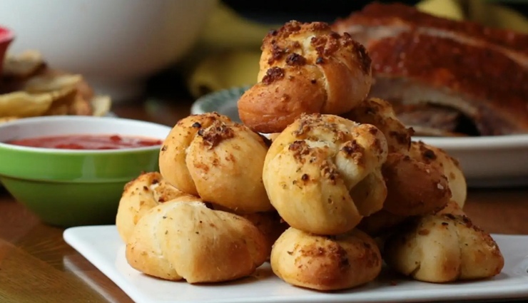 Recipe- Homemade Easy Garlic Knots