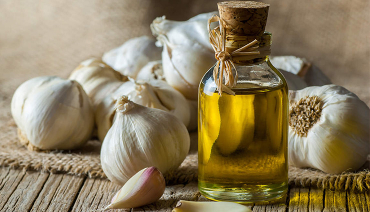 breasts,breasts rashes,rashes under breasts,naturally tips to get rid of rashes between breasts,breasts care tips,Health,Health tips