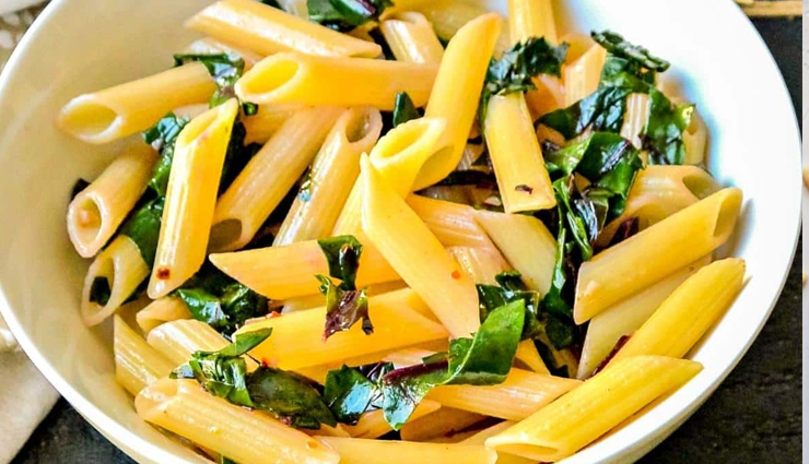 garlic pasta with swiss chard,hunger struck,food,easy recipe