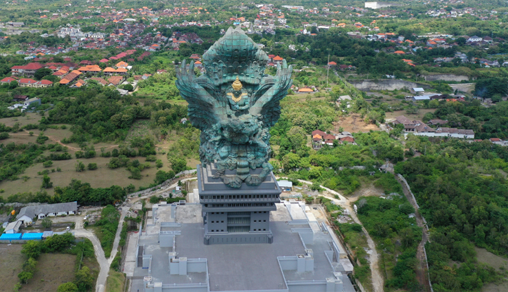 बाली: जहाँ देखने को मिलती है हिन्दू संस्कृति, हर घर और इमारत के प्रवेश द्वार पर स्थापित हैं गणपति tourist places in bali,explore bali top attractions,must-visit destinations in bali,bali travel highlights,famous landmarks in bali,discovering bali tourist spots,hidden gems of bali,bali sightseeing recommendations,best places to visit in bali,bali tourism attractions