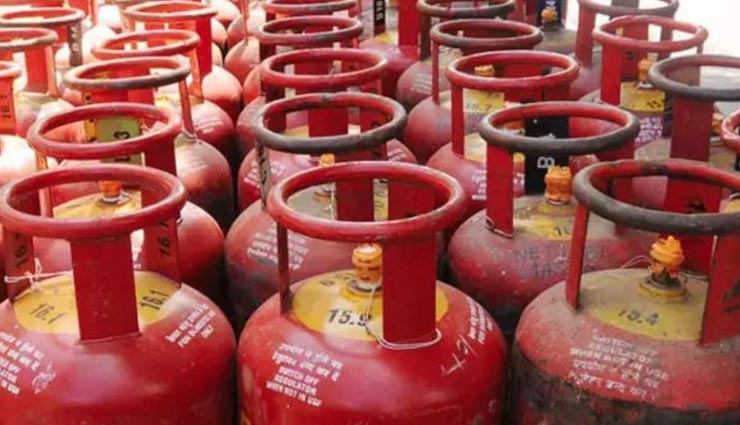 जयपुर : आम आदमी पर पड़ रही महंगाई की मार, 25 रुपए और महंगा हो सकता है गैस सिलेंडर