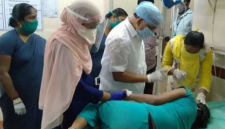 आंध्र प्रदेश के बाद अब छत्तीसगढ़ के रायगढ़ में लीक हुई गैस, सात लोग अस्पताल में भर्ती, 3 की हालत गंभीर