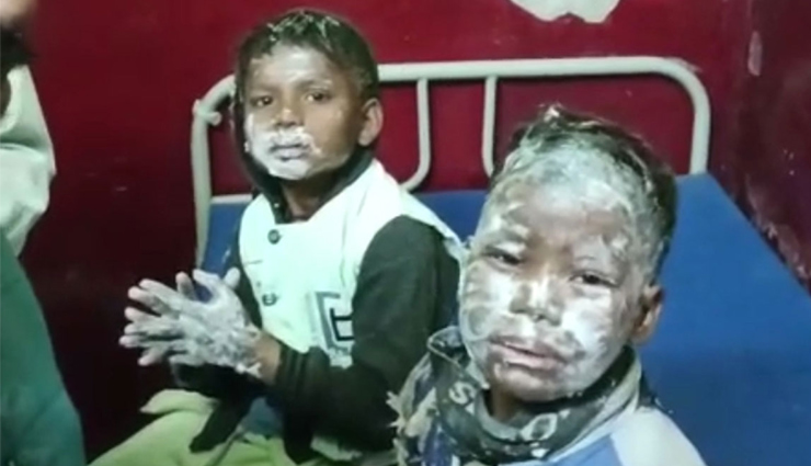 UP के हमीरपुर में शादी समारोह में गैस लीकेज से लगी आग, 22 झुलसे, 8 लोगों की हालत गंभीर