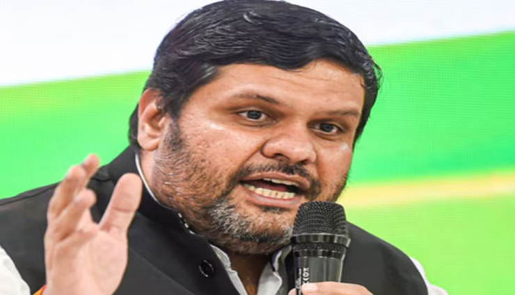 फिर कांग्रेस आलाकमान पर गौरव वल्लभ ने साधा निशाना, सिर्फ अडानी और अंबानी की करती है आलोचना
