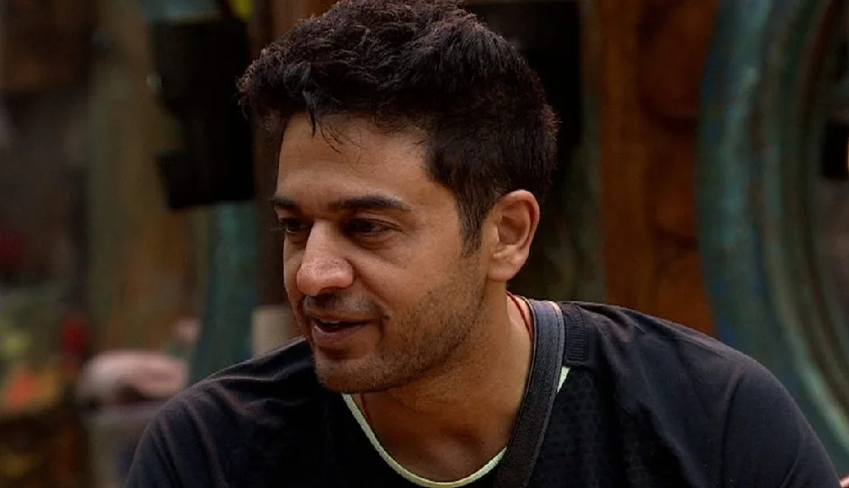 बिग बॉस 19: गौरव खन्ना ने बदला खेल, ‘टिकट टू फिनाले’ पर जमाई पकड़,  चार महीने बाद बने  घर के अंतिम कप्तान!