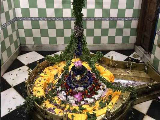 gauri kedareshwar temple,kashi,shiv pooja,sawan shiv pooja ,काशी, भोलेनाथ खुद आते है खिचड़ी खाने ,सावन शिव पूजा,सावन,सावन 2018