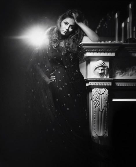 gauri khan,latest photoshoot of gauri khan,gauri khan fashion styles,fashion trends,vogue