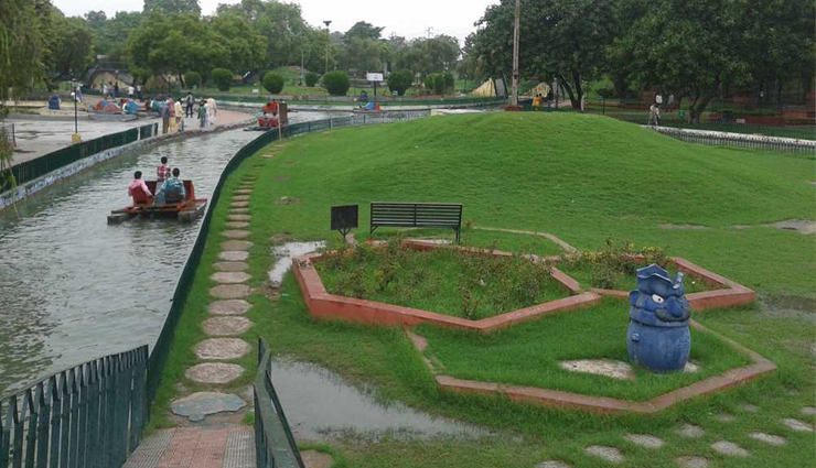 parks in lucknow,popular parks in lucknow,famous gardens in lucknow,green spaces in lucknow,recreational parks in lucknow,must-visit parks in lucknow,scenic parks in lucknow,historical parks in lucknow,leisure parks in lucknow,top attractions in lucknow,outdoor activities in lucknow