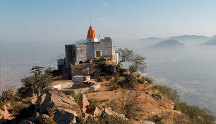 must visit places of pushkar,travel,tourism,rajasthan,rajasthan tourism,tourist places in rajasthan,ajmer,pushkar tourist places