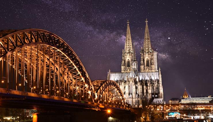 पर्यटन की दृष्टि से बहुत महत्व रखता है जर्मनी, जानें यहां की खास जगहों के बारे में