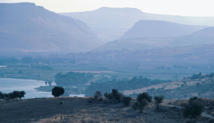 herzliya,caesarea,jerusalem,galilee,negev,getaways from tel aviv,places to visit near tel aviv,tel aviv