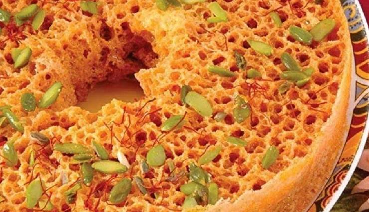 rajasthani ghevar,rajasthani ghevar recipe,rajasthani ghevar ingredients,maida,sweet dish ghevar