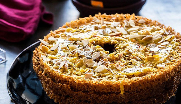 homemade delicious jaipuri ghevar,jaipuri ghevar recipe,ghevar recipe,sweets recipe