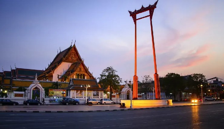 bangkok attractions,things to do in bangkok,best places to visit in bangkok,bangkok travel guide,floating markets bangkok,safari world bangkok,emerald buddha temple,khaosan road nightlife,siam paragon mall,bangkok tourism,lumpini park,sea life ocean world,madame tussauds bangkok,giant swing bangkok,wat suthat temple,bangkok sightseeing,bangkok shopping places,bangkok must-visit places