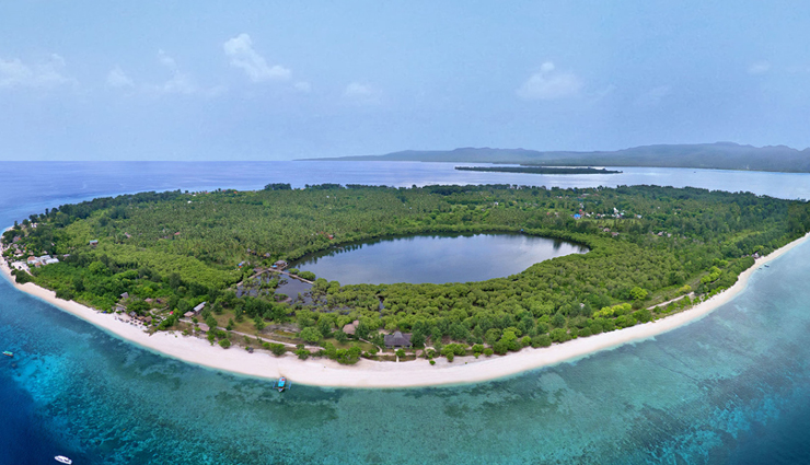 best beaches in indonesia,top indonesian beaches,indonesias most beautiful beaches,must-visit beaches in indonesia,exotic indonesian beach destinations,indonesia beach travel guide,indonesias coastal paradise,indonesian beach vacation spots,hidden gems on indonesian shores,tropical beach escapes in indonesia