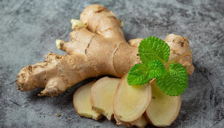 10 Amazing Benefits of Ginger for Skin and Hair