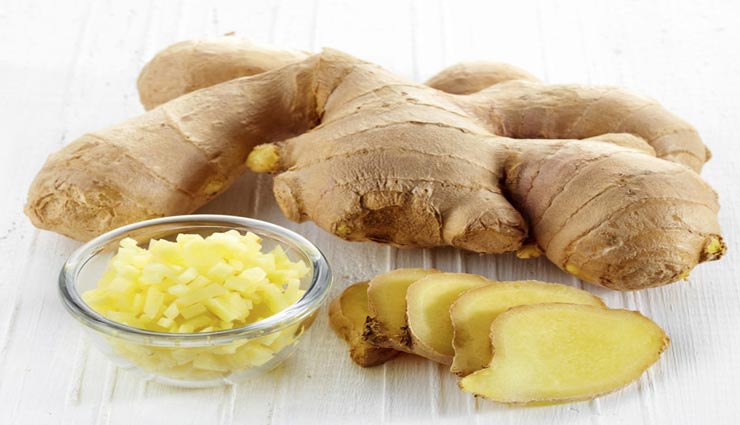 ये लोग रहें अदरक से जरा बचकर, सर्दियों में इसका सेवन खतरनाक 