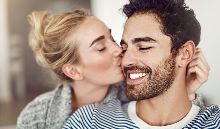 8 Simple Ways To Make a Girl Fall For You