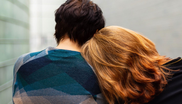 10 Foolproof Ways To Make a Girl Fall in Love With You