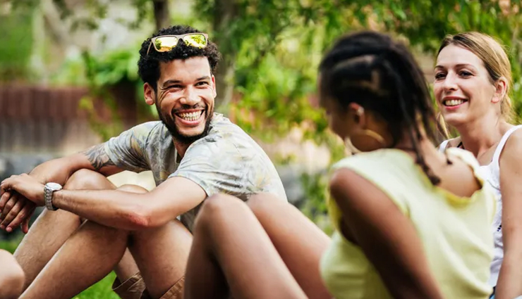 what to do when a girl ignores you,dealing with rejection and ignorance,how to handle being ignored by a girl,coping strategies for rejection,when she wont give you a chance,overcoming ignorance in relationships,building self-confidence after rejection,effective communication in relationships,understanding rejection and moving on,emotional resilience in dating