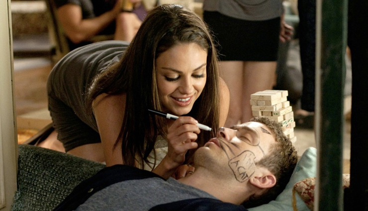 ways to make a girl fall in love,tips to make someone love you,how to make a woman fall for you,foolproof love strategies,winning her heart techniques,romantic gestures to win her over,building a deep connection with a girl,love and relationship advice,winning a girl affection,capturing her heart tips