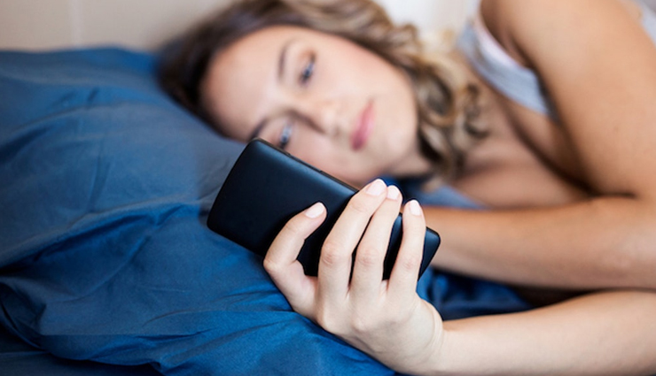 rule for texting him,relationship tips,texting tips,couple tips