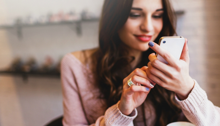 12 Rules To Follow Before Texting Him First