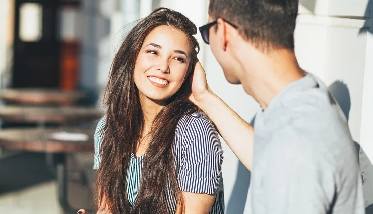 11 Things You Should Know About Your Girlfriend No Matter What