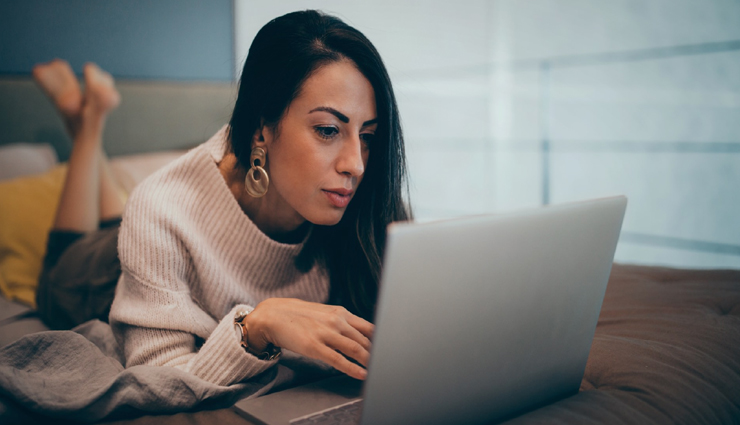 हर 3 में से 1 महिला है पोर्न की दीवानी, सर्वे में हुआ खुलासा