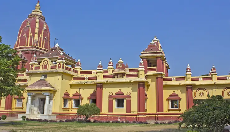 mathura tourism,mathura travel guide,best places to visit in mathura,mathura temples,lord krishna birthplace,mathura vrindavan trip,mathura pilgrimage,mathura travel by bus,things to do in mathura,local food in mathura,raas leela mathura,sapta puri cities,spiritual tourism india,yamuna river ghats mathura