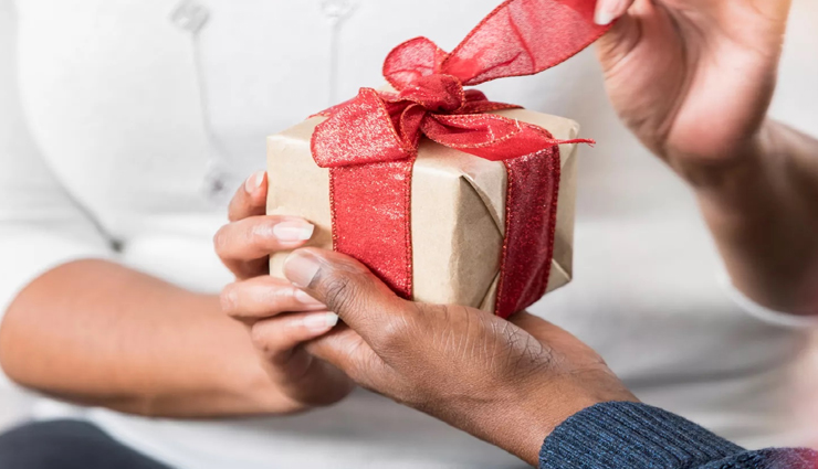 girlfriend,tips to love your girlfriend,relationship