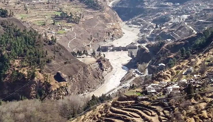 तस्वीरों में देखें उत्तराखंड के चमोली में ग्‍लेशियर फटने के बाद का मंजर, हर तरफ तबाही