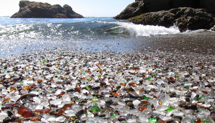 travel,beaches,russia,wonder of mother nature,broken glass beach,weird beached in the world,must to visit beach in the world