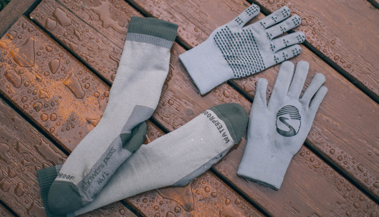 winter skincare routines,cold weather skincare tips,skincare for winter months,protecting skin in winter,winter skincare essentials,dry skin remedies for winter,cold climate skincare guide,winter beauty routines,hydrating skin in winter,nourishing skincare for winter