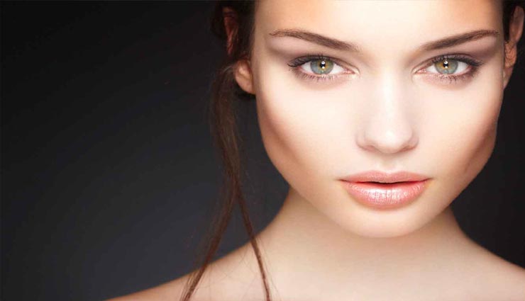 घर पर बना यह सीरम दिलाएगा ग्लोइंग स्किन, आजमाते ही दिखने लगेगा असर