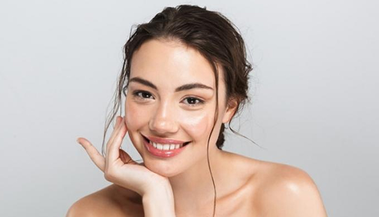 5 Ingredients That Will Get You Rewarded With Glowing Skin