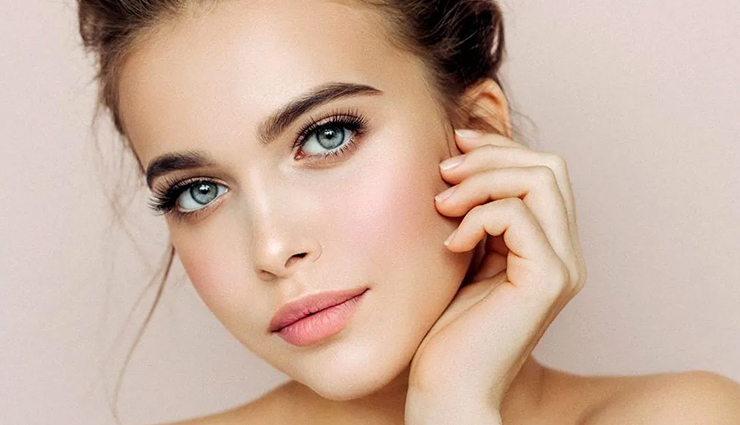 Valentine's Day Special- 5 DIY Masks To Get Glowing Skin Instantly