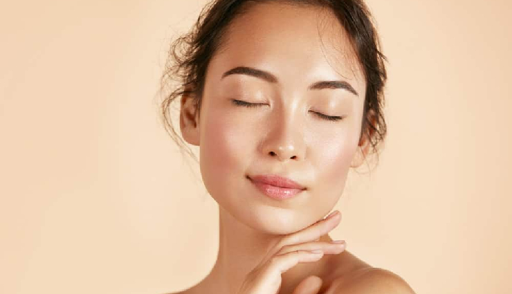 10 Kitchen Ingredients To Help You Get Glowing Skin