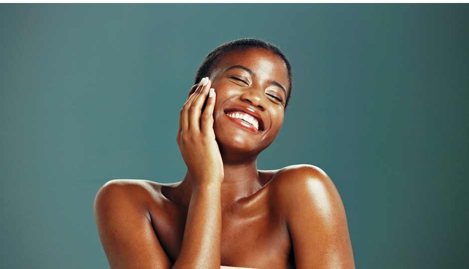 12 Home Remedies to Get Naturally Glowing Skin