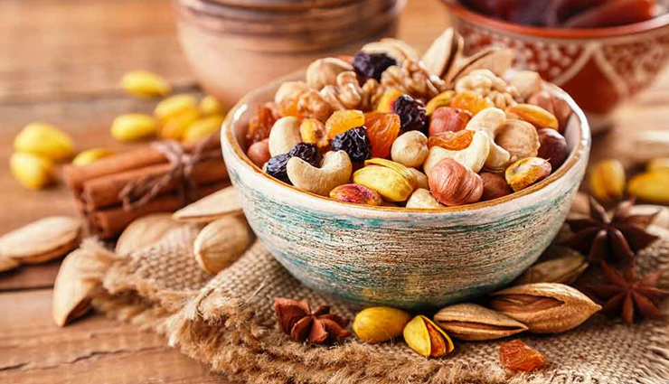 Almonds,fruits,vegetable juice,dry fruits,warm water lemon and honey,orange juice,water,workout,home remedies for glowing skin,glowing skin tips,home remedies,skin care tips,beauty tips