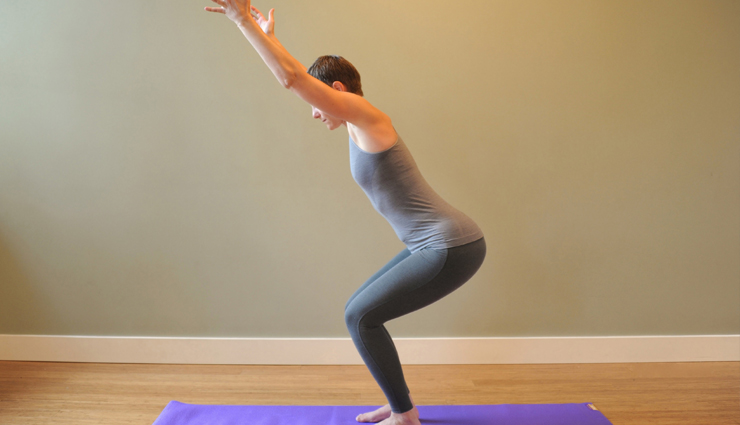 simhasana,dhanurasana,matsyasana,vrikshasana,utkatasana,yoga poses,yoga poses for glowing skin,skin care tips,beauty tips