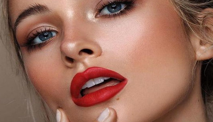 beauty tips,beauty tips in hindi,makeup tips,oily skin makeup